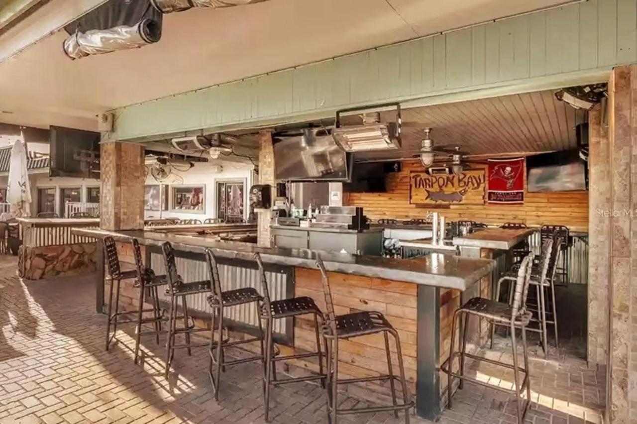 Marina Vibes - Sarasota Hotel South Bradenton Exterior photo